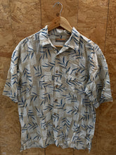 Vintage 90s 100% silk beige grey bamboo pattern Hawaiian shirt size large